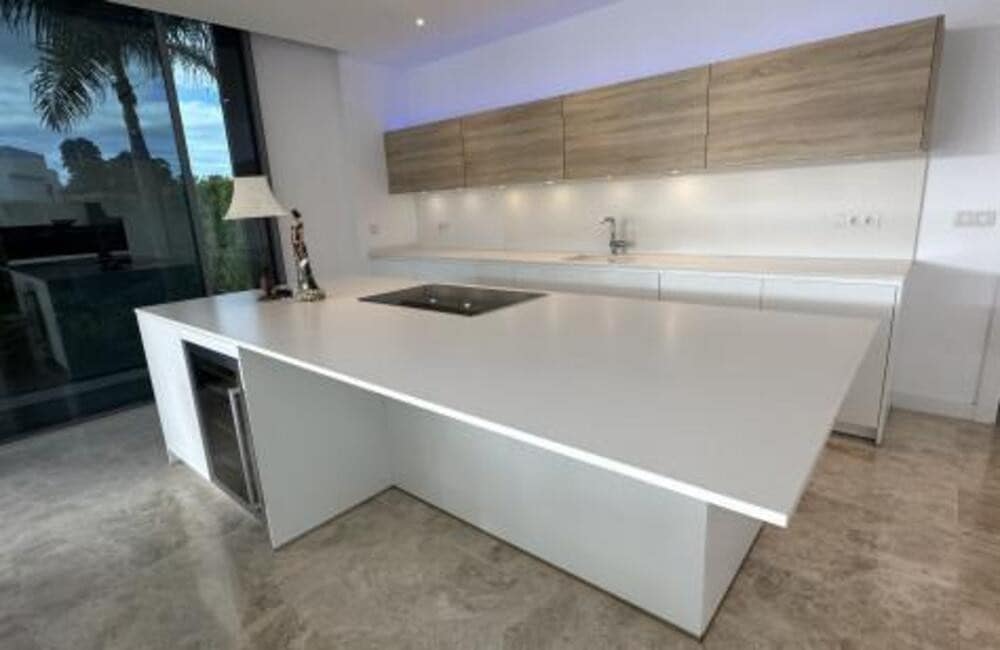 Villa/Maison de 3 chambres à louer à Saladillo-Benamara avec piscine garage - 10 000 € (Ref: 8232588)