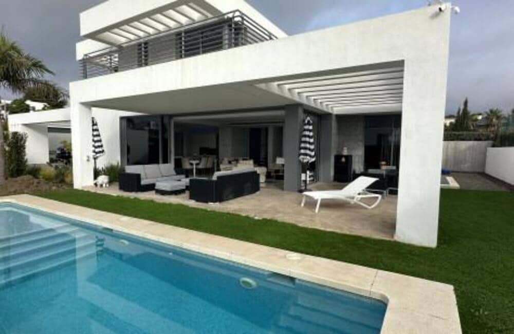 Villa/Maison de 3 chambres à louer à Saladillo-Benamara avec piscine garage - 10 000 € (Ref: 8232588)