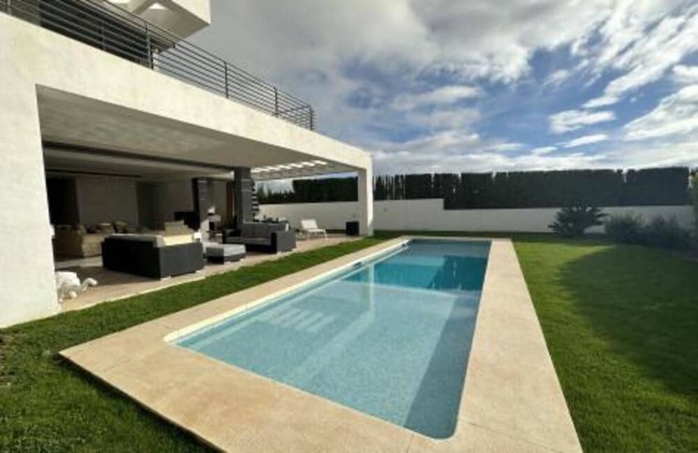 Villa/Maison de 3 chambres à louer à Saladillo-Benamara avec piscine garage - 10 000 € (Ref: 8232588)