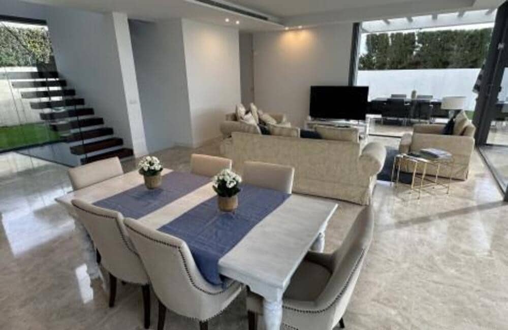 Villa/Maison de 3 chambres à louer à Saladillo-Benamara avec piscine garage - 10 000 € (Ref: 8232588)