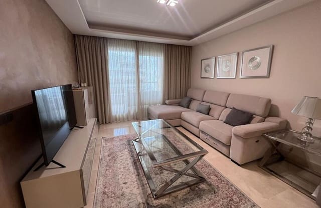 3 sovrum Lägenhet att hyra i Nueva Alcántara, Marbella med pool garage - 2 900 € (Ref: 8255322)