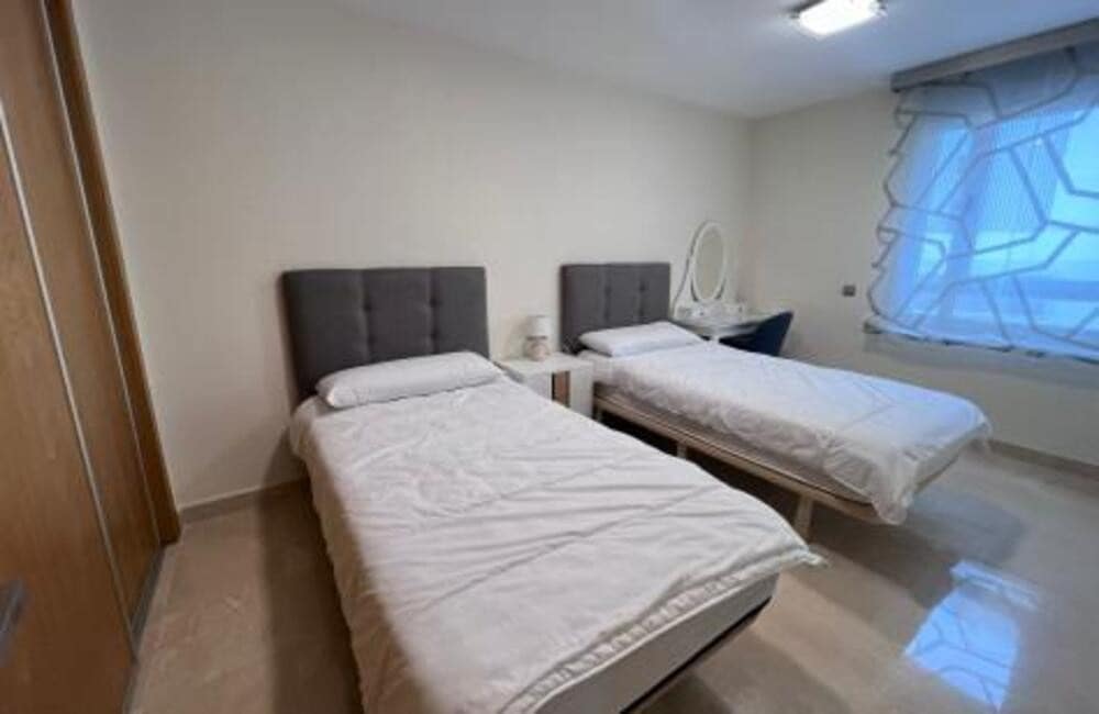 3 sovrum Lägenhet att hyra i San Pedro de Alcantara med pool garage - 2 900 € (Ref: 8255322)