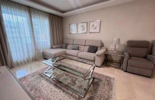 3 sovrum Lägenhet att hyra i Nueva Alcántara, Marbella med pool garage - 2 900 € (Ref: 8255322)