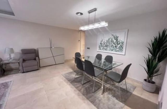 3 sovrum Lägenhet att hyra i Nueva Alcántara, Marbella med pool garage - 2 900 € (Ref: 8255322)