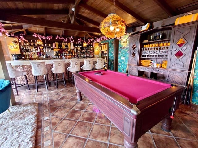 Chalet de 5 habitaciones en Nueva Andalucía Centro, Marbella en alquiler vacacional con piscina garaje - 8.000 € (Ref: 8258126)