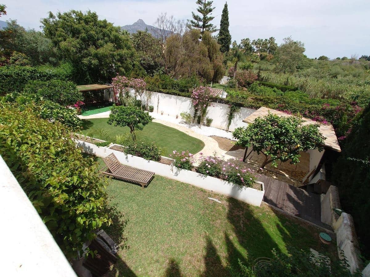 5 sypialnia Willa na kwatery wakacyjne w Marbella z basenem garażem - 8 000 € (Ref: 8258126)