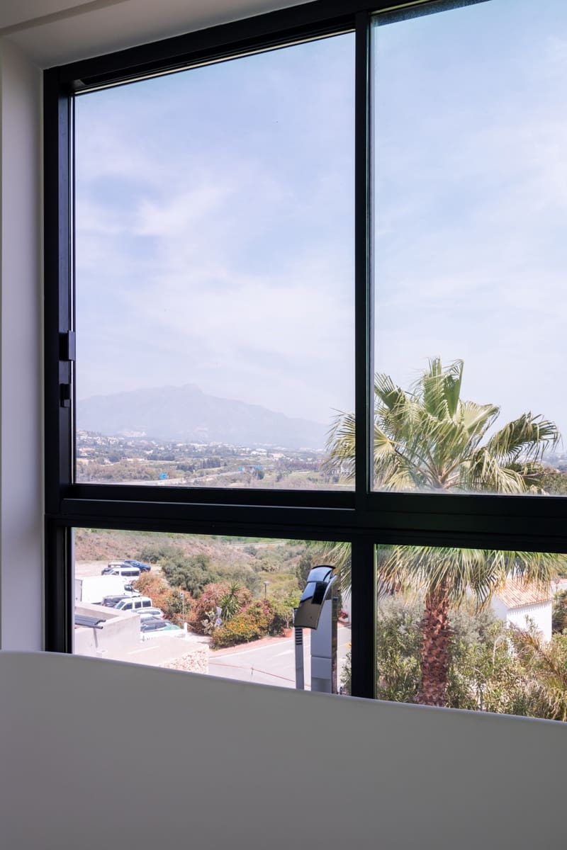 5 sypialnia Willa na sprzedaż w Benahavis z basenem garażem - 2 700 000 € (Ref: 8258128)