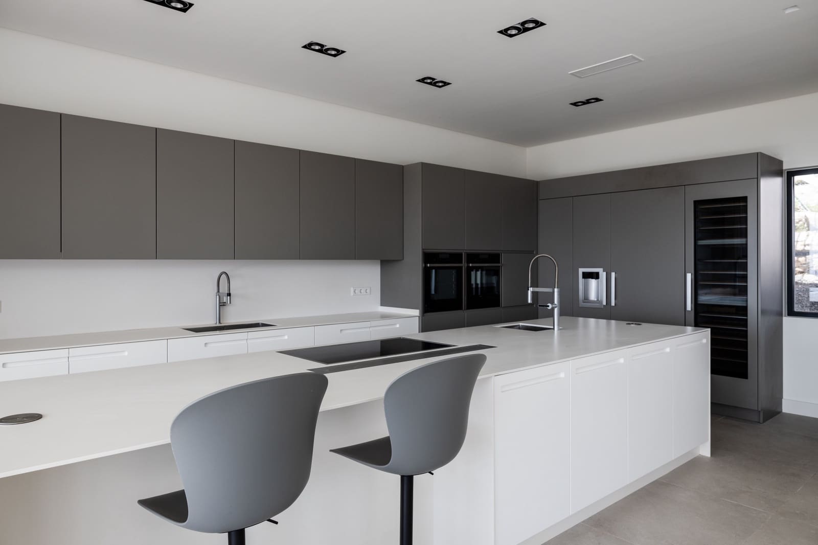 5 sypialnia Willa na sprzedaż w Benahavis z basenem garażem - 2 700 000 € (Ref: 8258128)