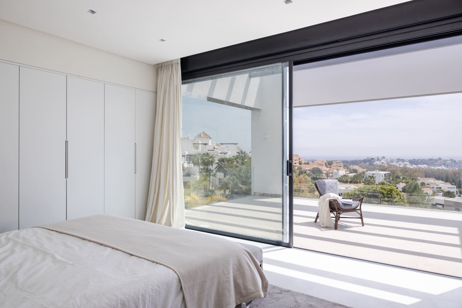 5 sypialnia Willa na sprzedaż w Benahavis z basenem garażem - 2 700 000 € (Ref: 8258128)