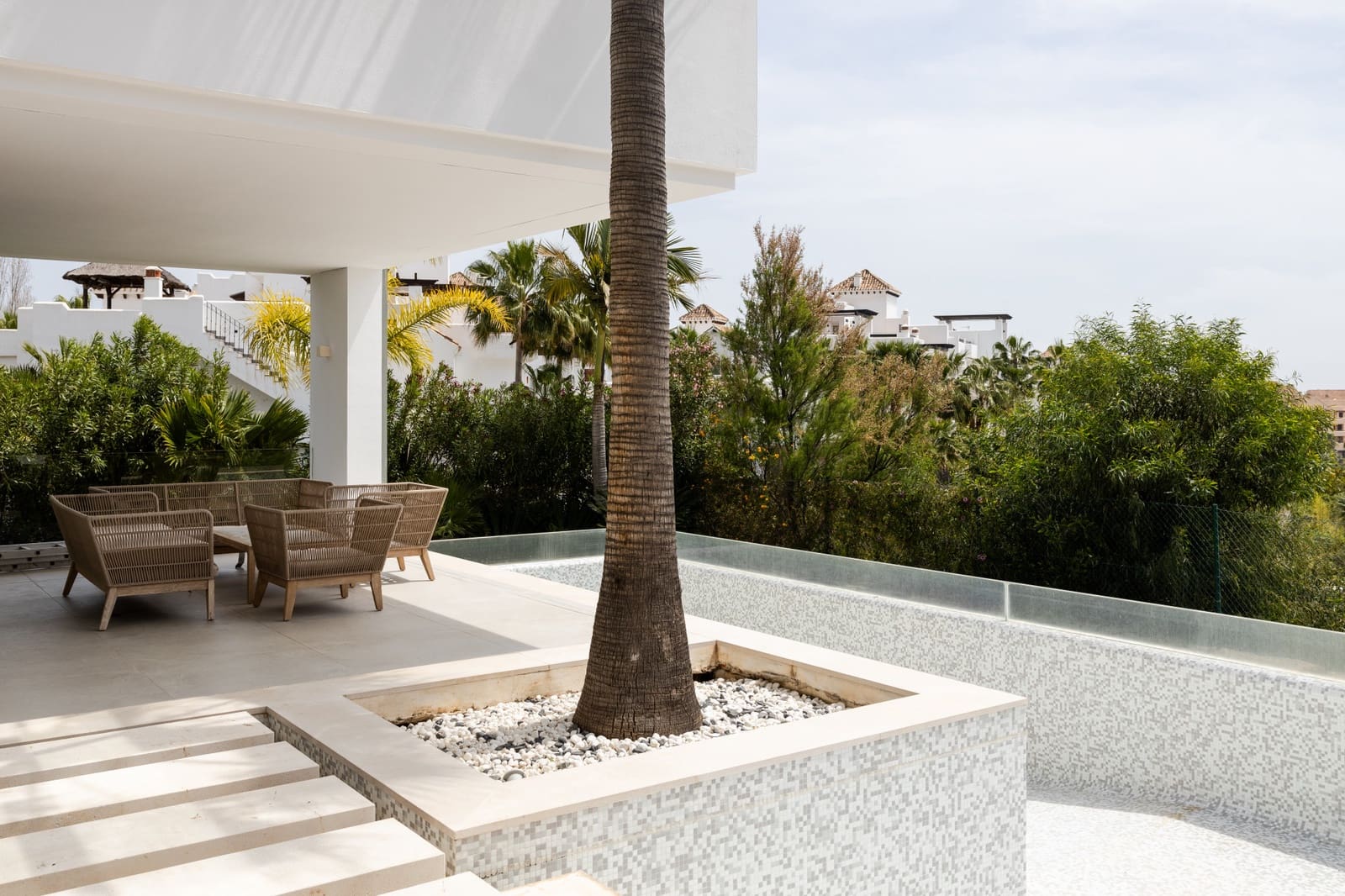 5 sypialnia Willa na sprzedaż w Benahavis z basenem garażem - 2 700 000 € (Ref: 8258128)