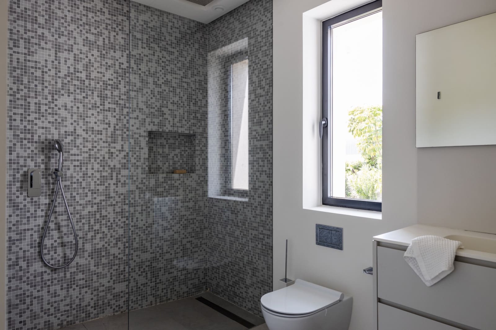 5 sypialnia Willa na sprzedaż w Benahavis z basenem garażem - 2 700 000 € (Ref: 8258128)