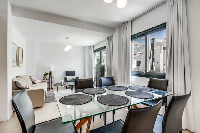 3 quarto Casa em Banda para arrendar em El Paraiso, Estepona com piscina garagem - 3 200 € (Ref: 8267451)
