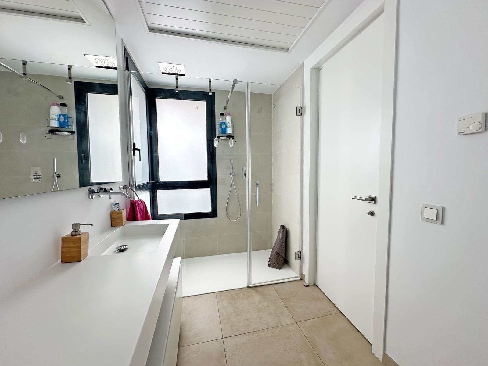 3 soveværelse Lejlighed til salg i Estepona med swimmingpool garage - € 750.000 (Ref: 8286366)
