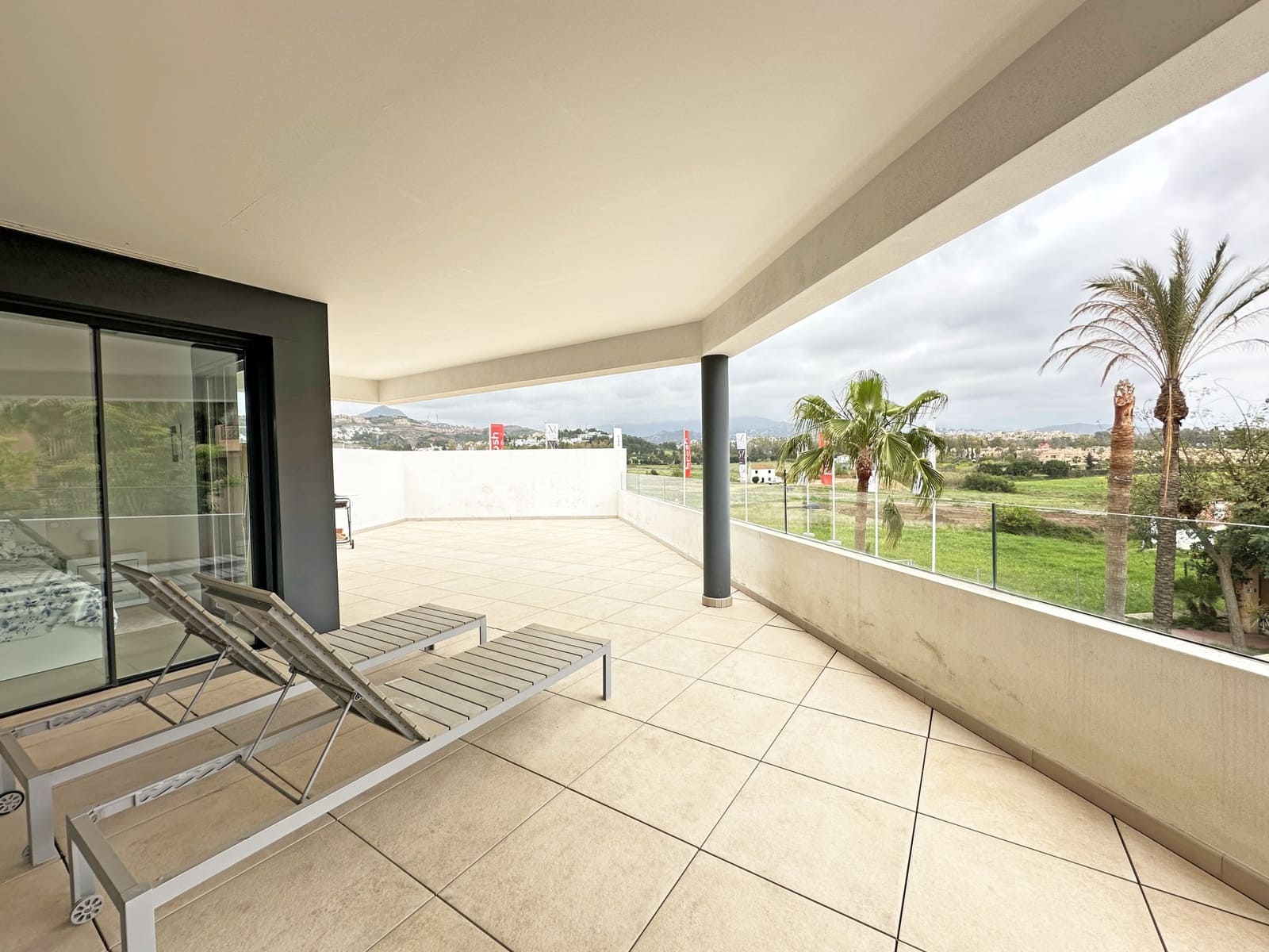 3 soveværelse Lejlighed til salg i Estepona med swimmingpool garage - € 750.000 (Ref: 8286366)