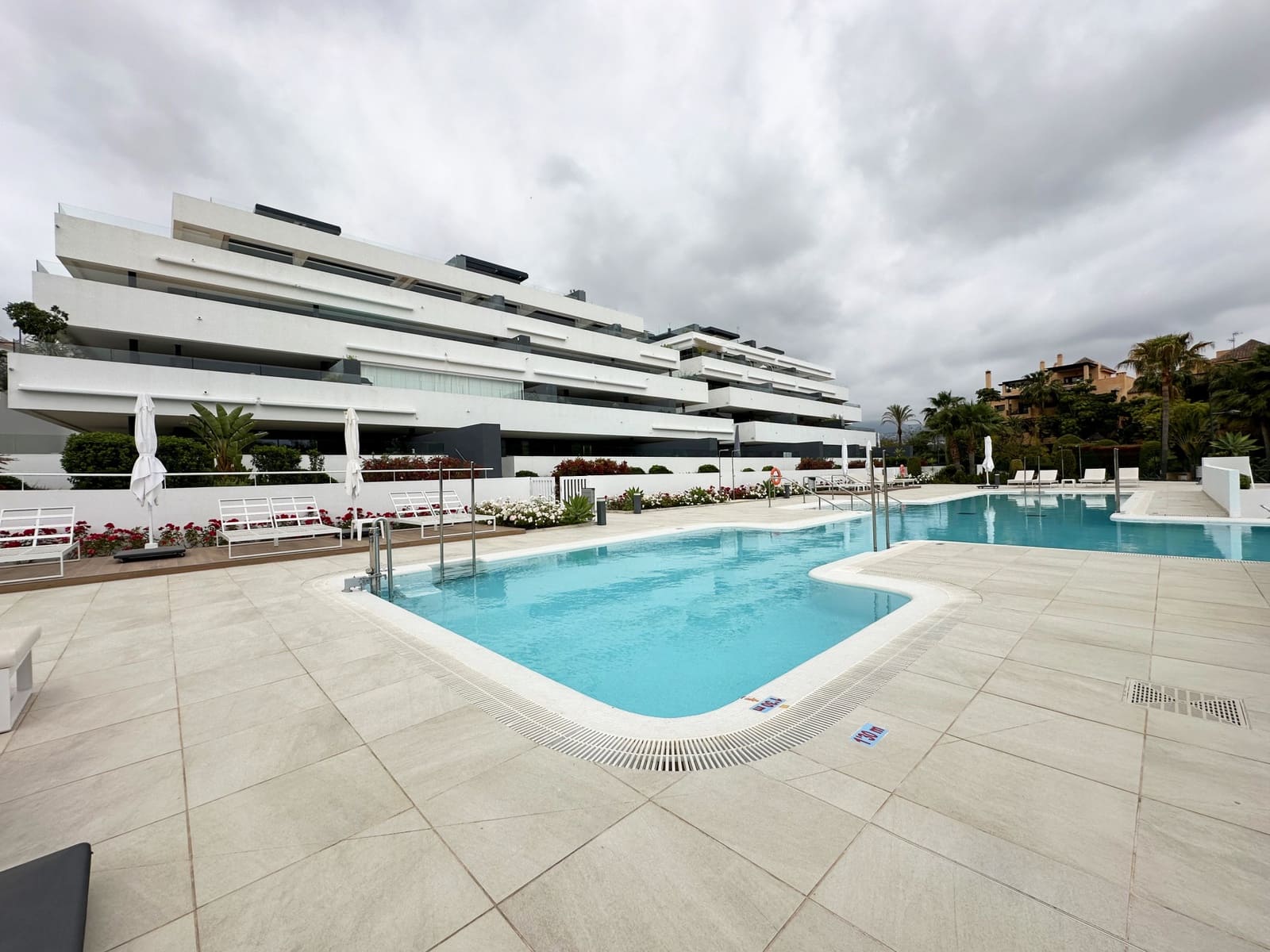 3 soveværelse Lejlighed til salg i Estepona med swimmingpool garage - € 750.000 (Ref: 8286366)