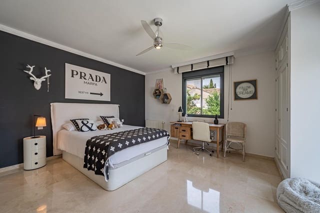 6 camera da letto Villa da affitare come casa vacanza in Nueva Andalucia, Marbella con piscina garage - 7.700 € (Rif: 8286369)