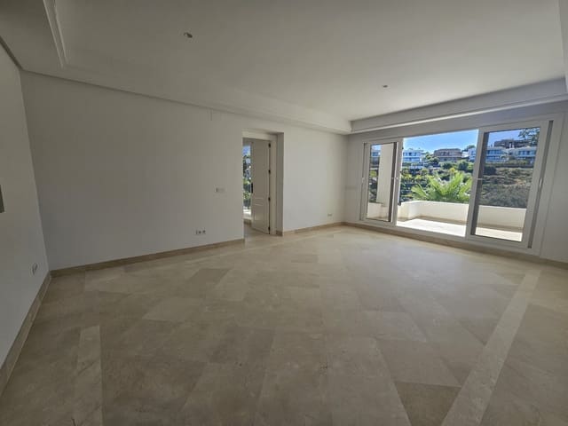 2 slaapkamer Appartement te koop in Los Naranjos, Marbella met zwembad garage - € 464.000 (Ref: 8297498)