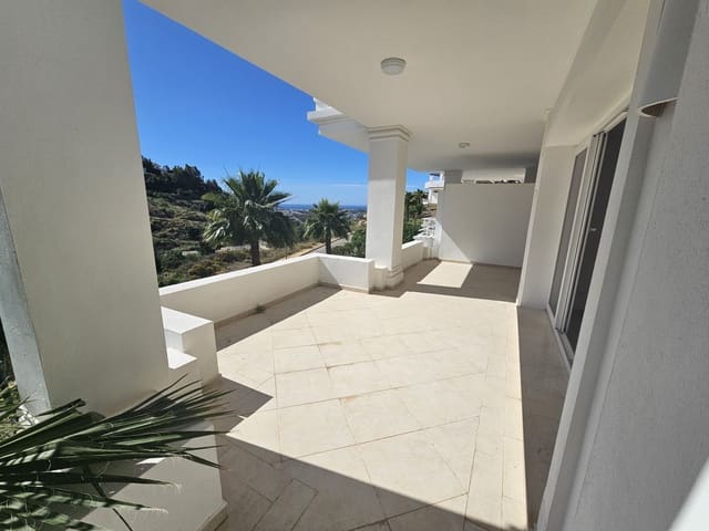 2 slaapkamer Appartement te koop in Los Naranjos, Marbella met zwembad garage - € 464.000 (Ref: 8297498)