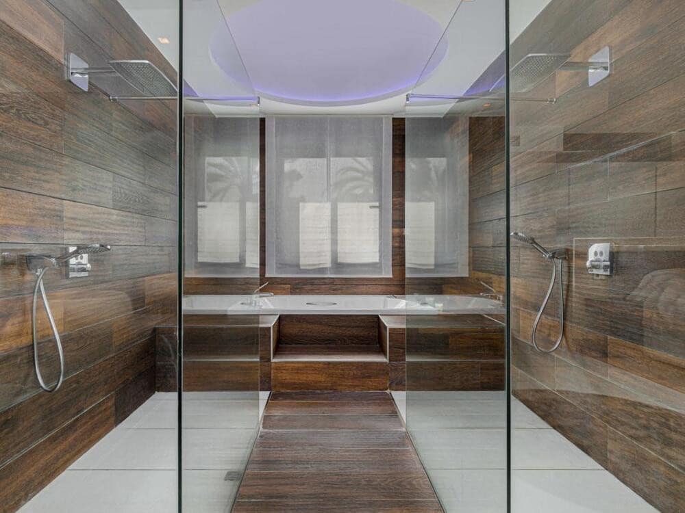 3 quarto Apartamento de Praia para venda em Puerto Banus com piscina garagem - 2 465 000 € (Ref: 8302266)