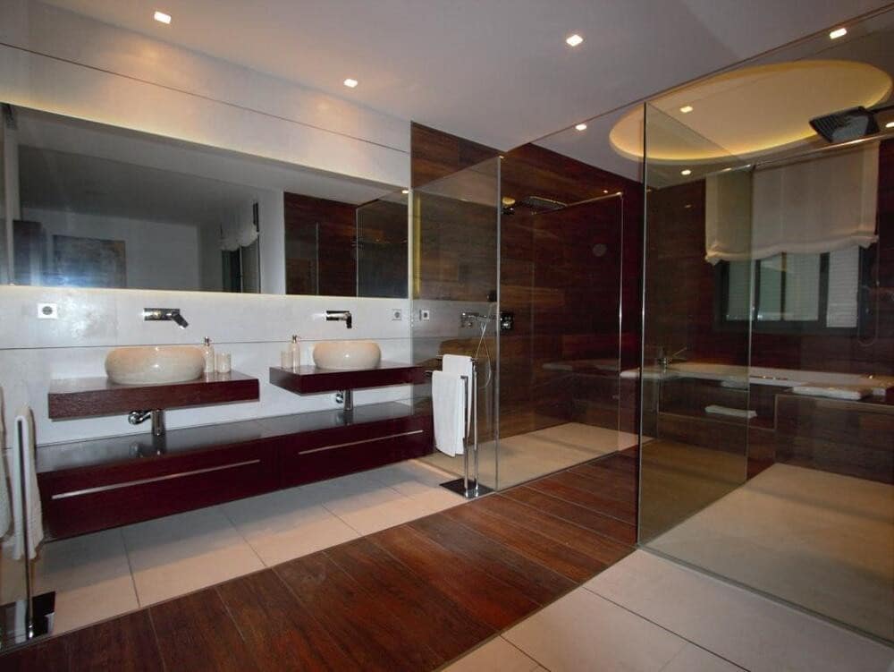 3 bedroom Beach Apartment for rent in Puerto Banus with pool garage - € 8,000 (Ref: 8302267)