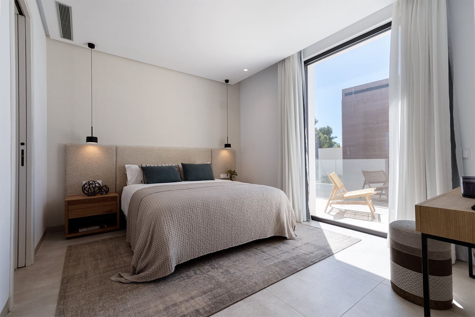 4 chambre Villa/Maison à vendre à Golden Mile avec piscine garage - 4 500 000 € (Ref: 8308041)