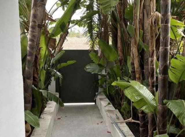 5 bedroom Semi-detached Villa for rent in Rodeo Alto - Guadaiza - La Campana, Marbella with pool garage - € 5,900 (Ref: 8308042)