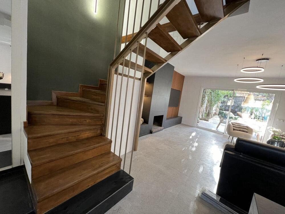 5 quarto Moradia Geminada para arrendar em Nueva Andalucia com piscina garagem - 5 900 € (Ref: 8308042)