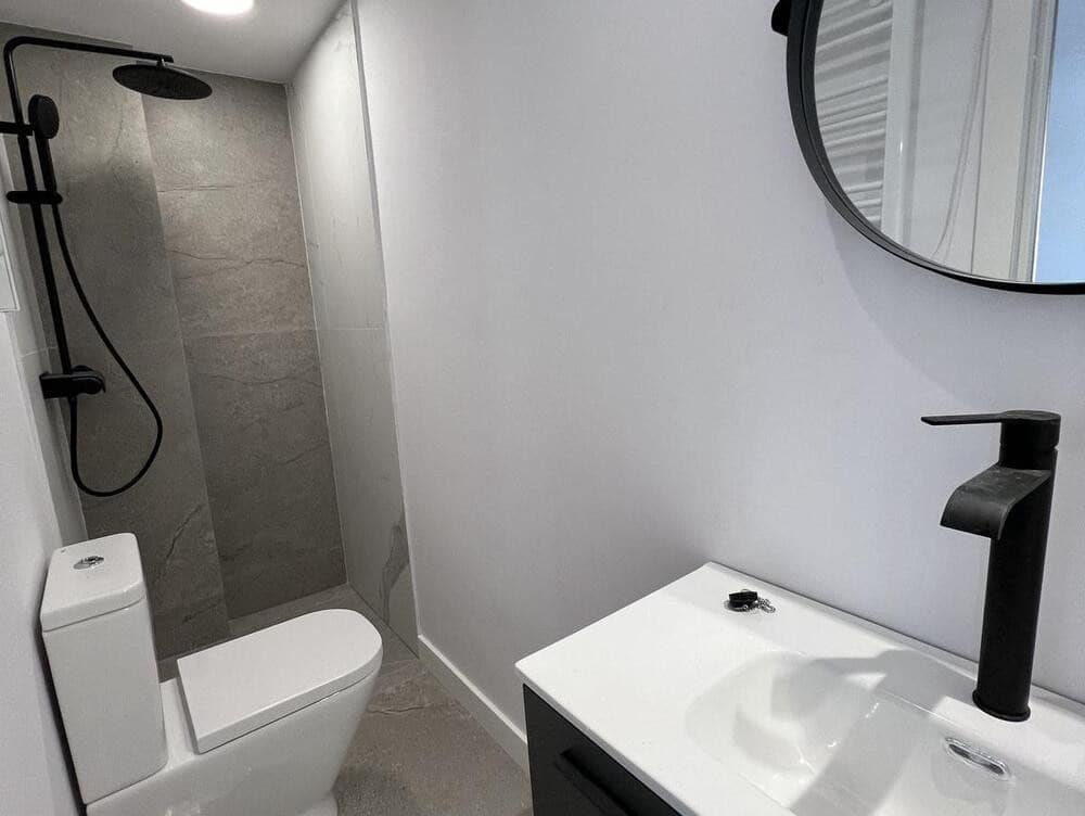 5 quarto Moradia Geminada para arrendar em Nueva Andalucia com piscina garagem - 5 900 € (Ref: 8308042)