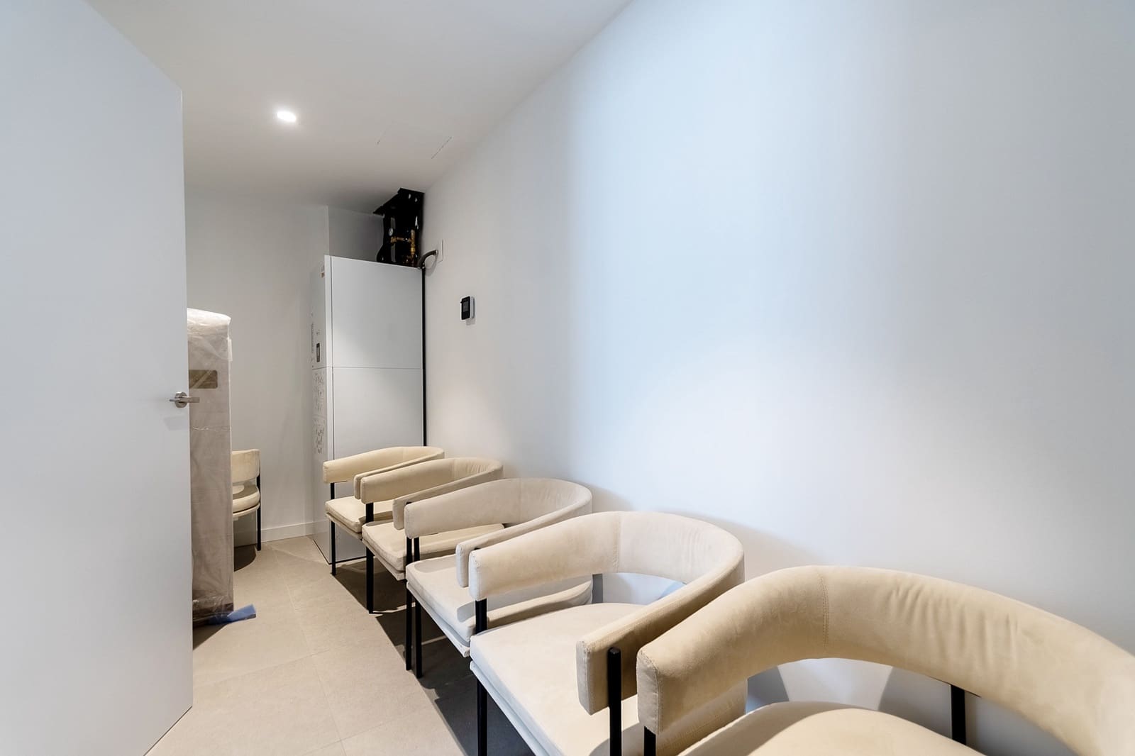 3 soveværelse Semi-Rækkehus til salg i Estepona med swimmingpool garage - € 900.000 (Ref: 8310189)