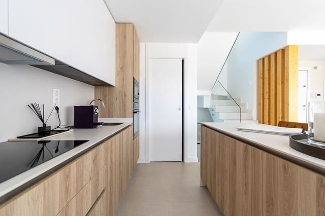 3 makuuhuone Paritalo myytävänä paikassa Nueva Atalaya, Estepona mukana uima-altaan 
autotalli - 900 000 € (Ref: 8310189)