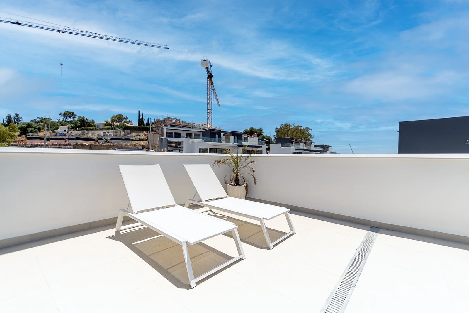 3 camera da letto Villetta Bifamiliare in vendita in Estepona con piscina garage - 800.000 € (Rif: 8310189)