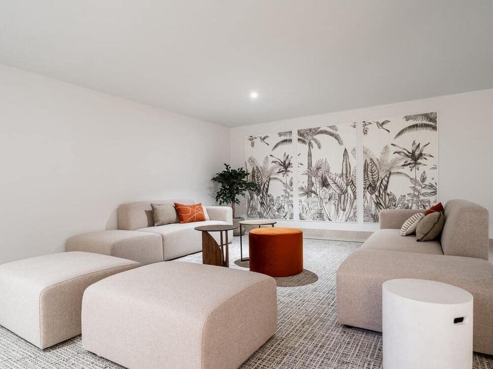 4 soverom Villa til salgs i El Paraiso med svømmebasseng garasje - € 1 995 000 (Ref: 8312884)