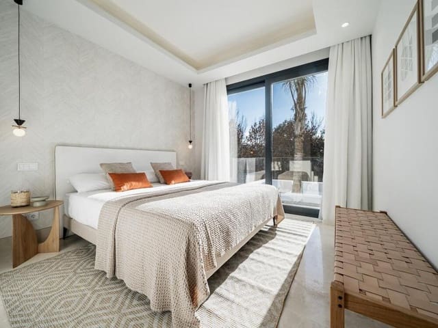 4 camera da letto Villa in vendita in El Paraiso, Estepona con piscina garage - 1.995.000 € (Rif: 8312884)