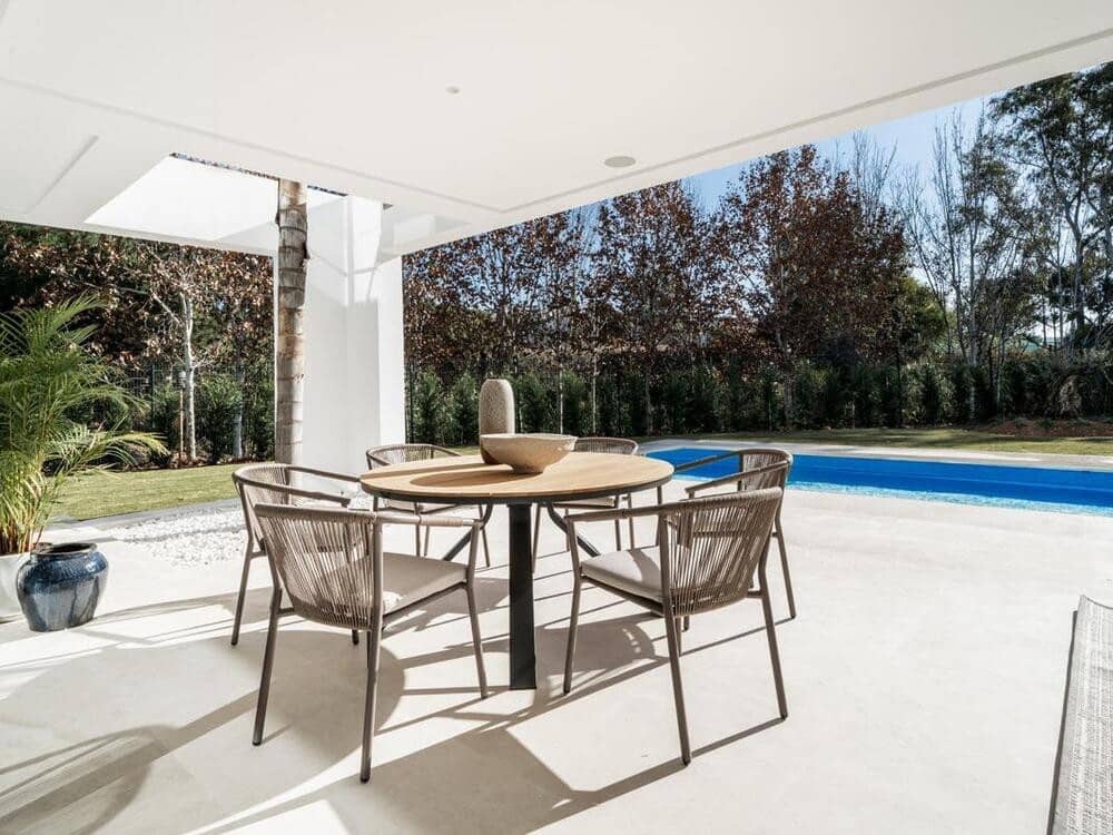 5 slaapkamer Villa te koop in El Paraiso met zwembad garage - € 1.950.000 (Ref: 8312884)