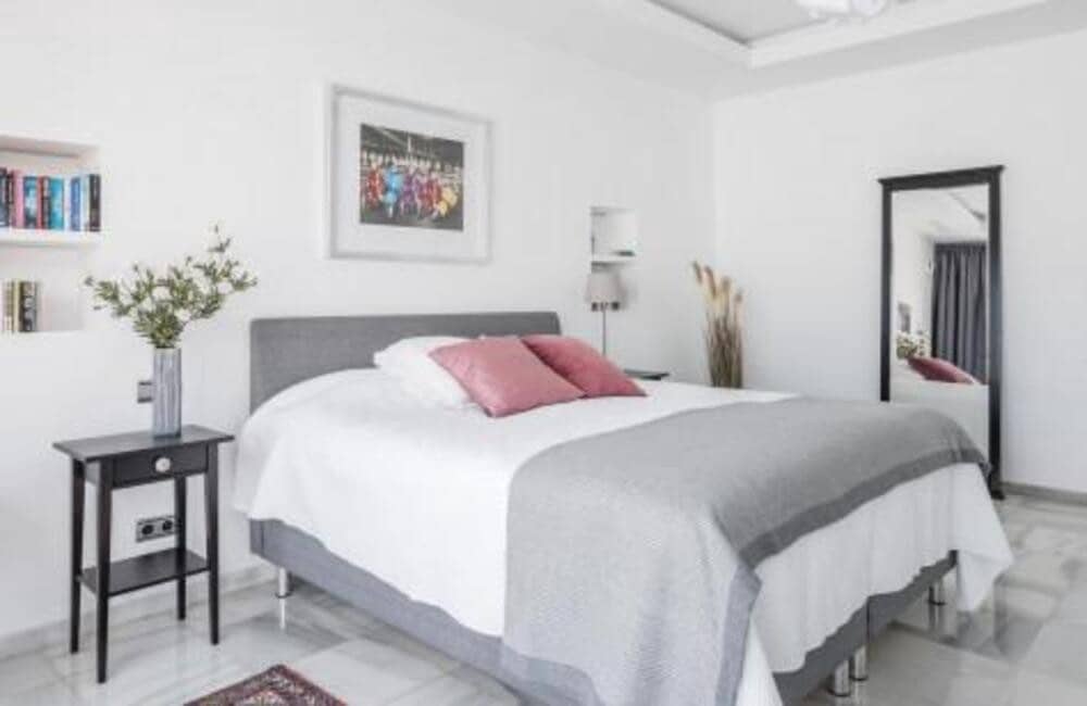 Appartement de 5 chambres à louer à Marbella avec piscine garage - 15 000 € (Ref: 8312885)