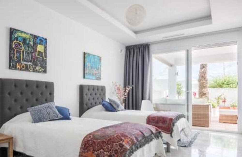 Appartement de 5 chambres à louer à Marbella avec piscine garage - 15 000 € (Ref: 8312885)