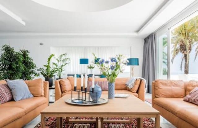 5 soverom Leilighet til leie i Lomas De Marbella, Marbella med svømmebasseng garasje - € 15 000 (Ref: 8312885)