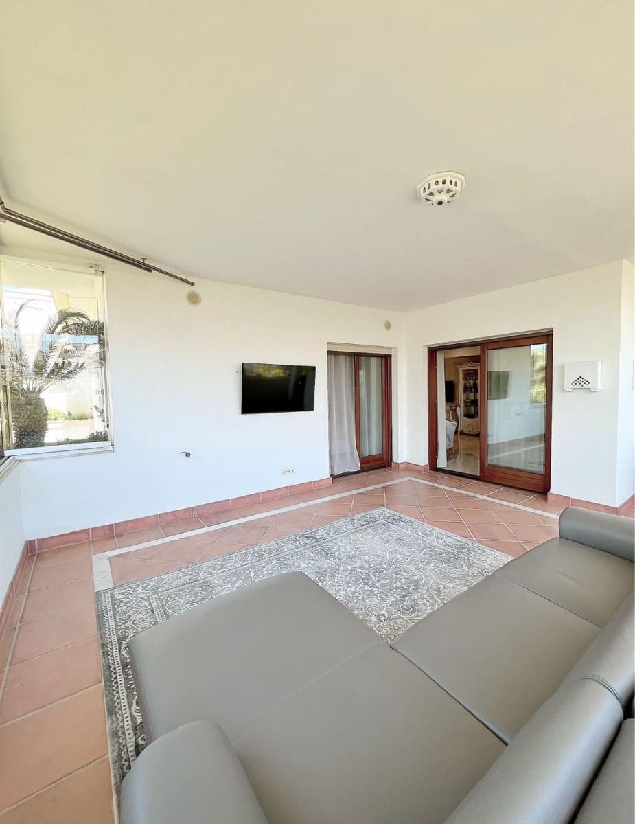 3 soverom Leilighet til leie i Marbella med svømmebasseng garasje - € 6 000 (Ref: 8315617)