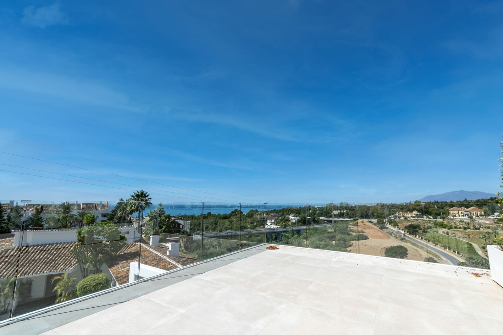 4 soveværelse Villa til salg i Marbella med swimmingpool garage - € 1.950.000 (Ref: 8315618)