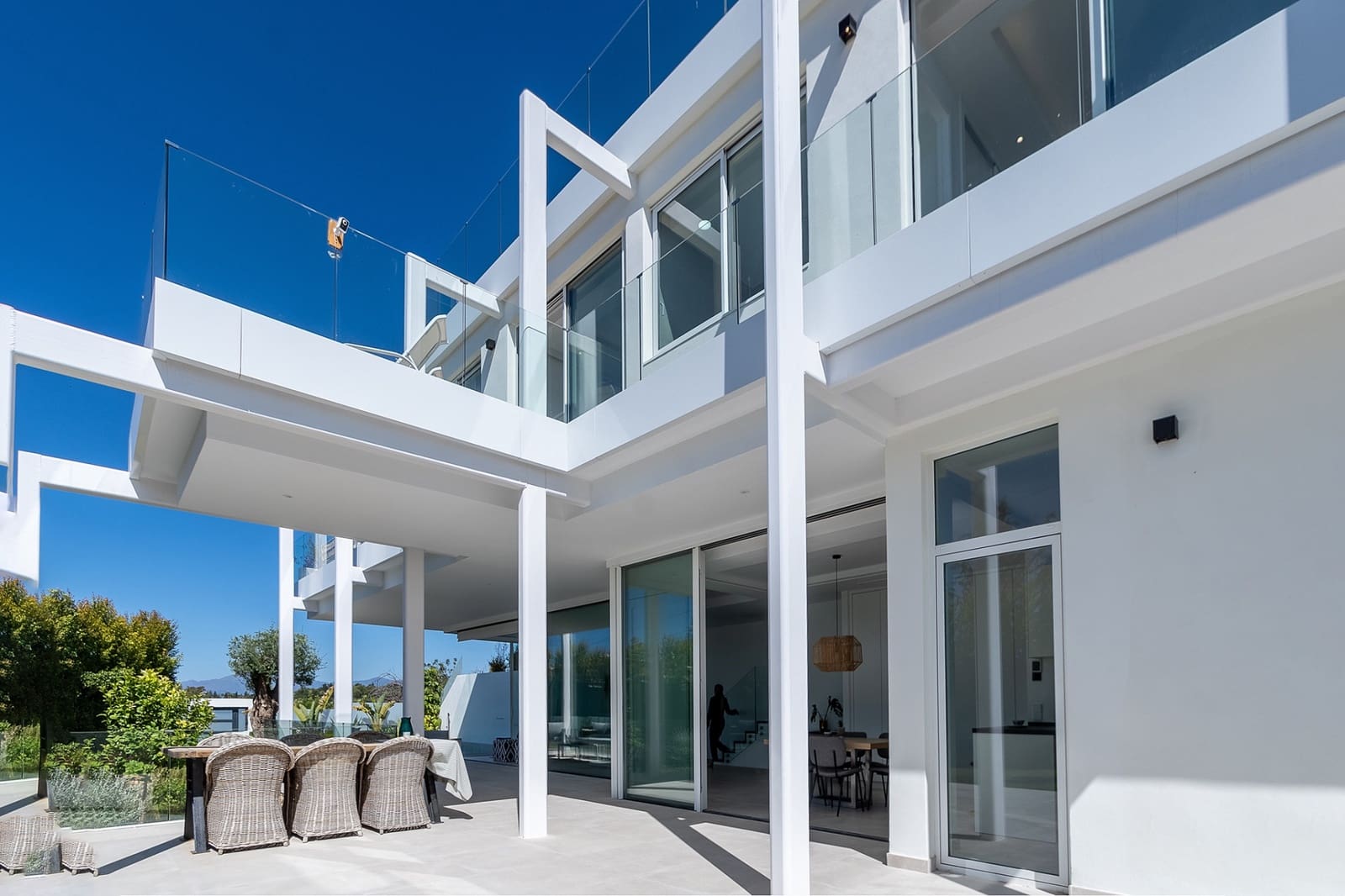 4 soveværelse Villa til salg i Marbella med swimmingpool garage - € 1.950.000 (Ref: 8315618)