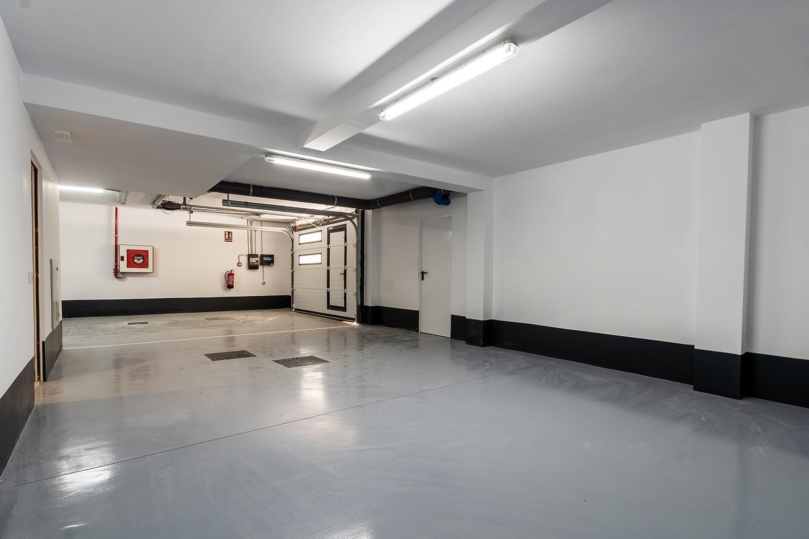 4 soveværelse Villa til salg i Marbella med swimmingpool garage - € 1.950.000 (Ref: 8315618)