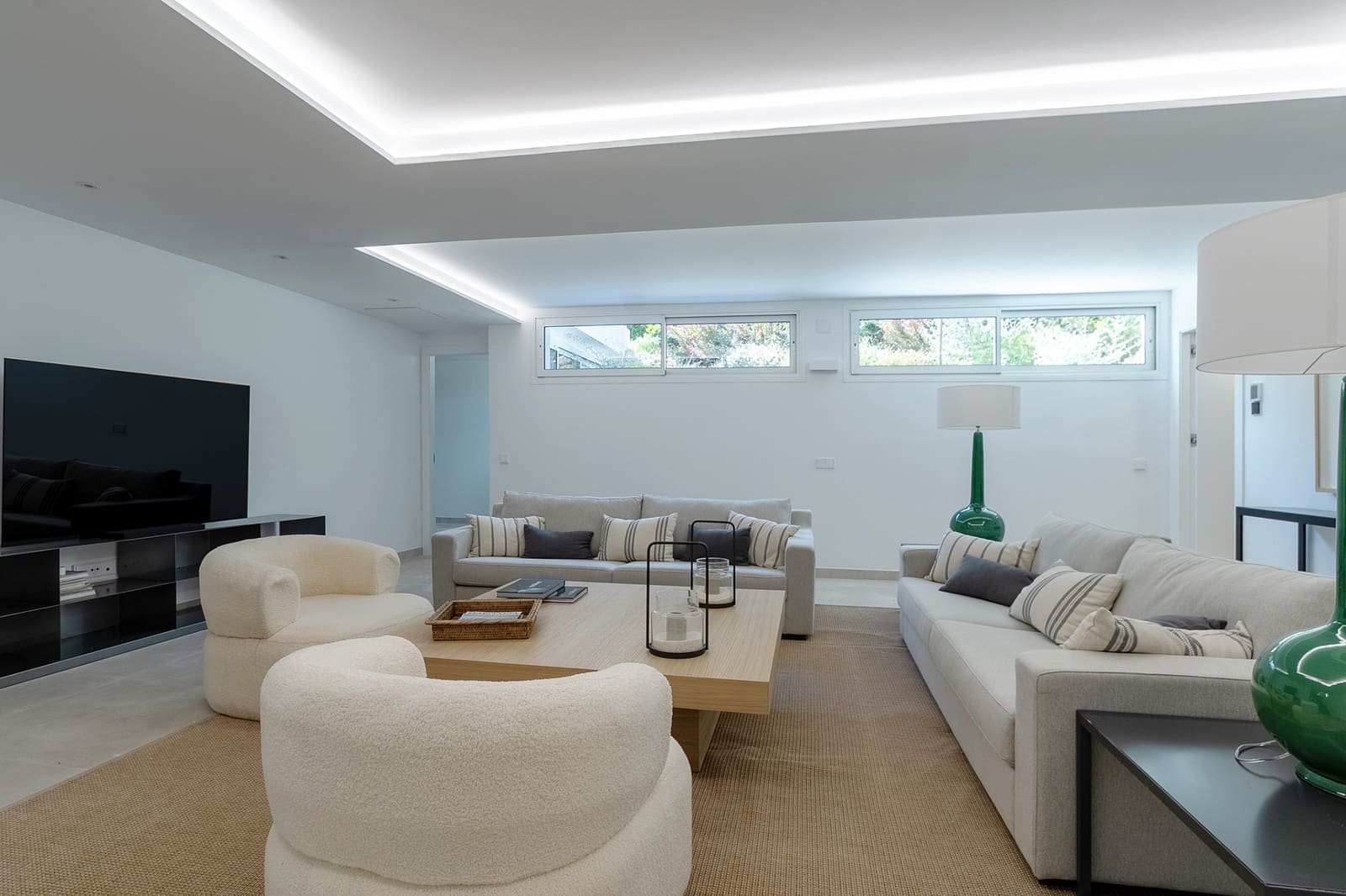 4 soveværelse Villa til salg i Marbella med swimmingpool garage - € 1.950.000 (Ref: 8315618)