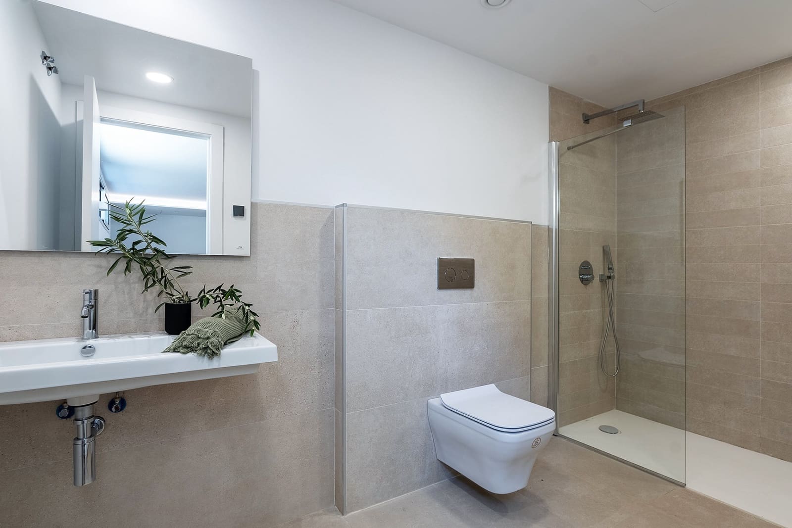 4 soveværelse Villa til salg i Marbella med swimmingpool garage - € 1.950.000 (Ref: 8315618)