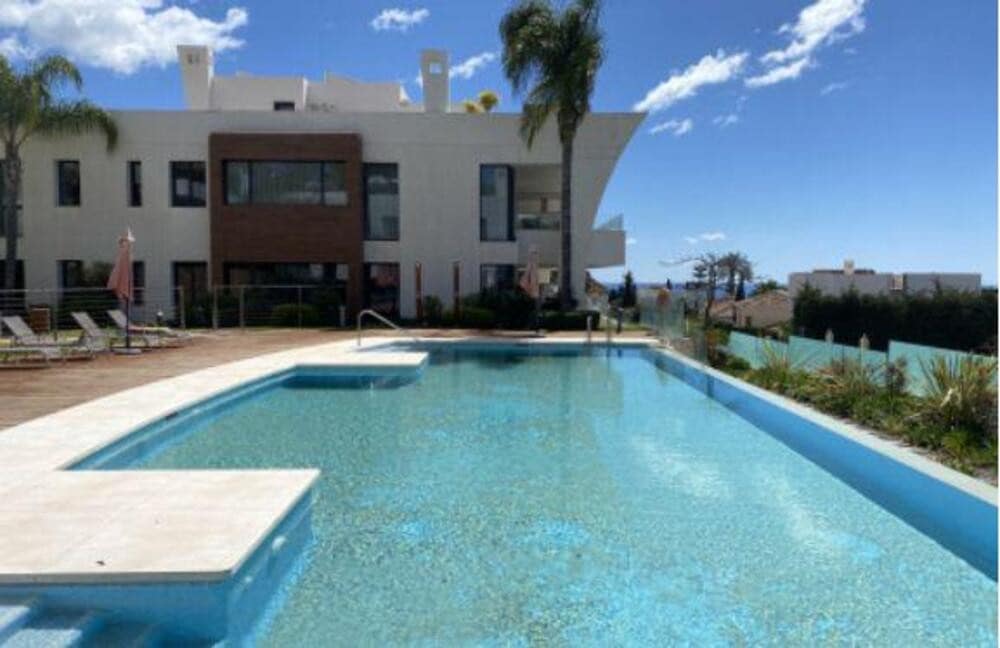 4 makuuhuone Kattohuoneisto vuokrattavana paikassa Marbella mukana uima-altaan 
autotalli - 12 000 € (Ref: 8324166)