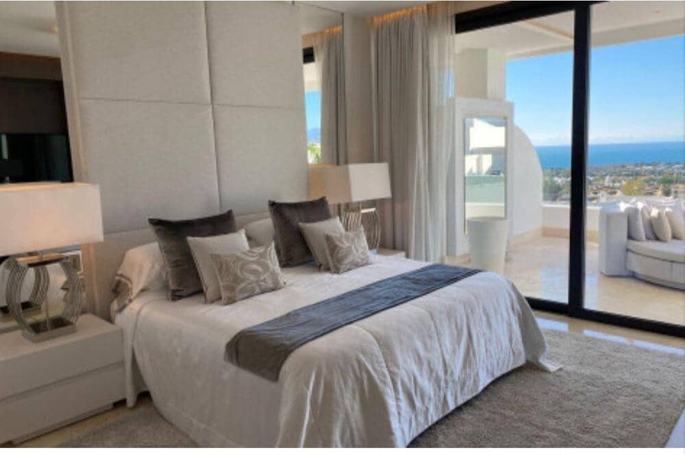 4 makuuhuone Kattohuoneisto vuokrattavana paikassa Marbella mukana uima-altaan 
autotalli - 12 000 € (Ref: 8324166)