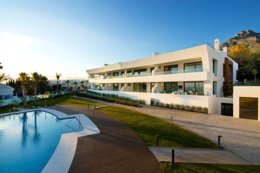 4 makuuhuone Kattohuoneisto vuokrattavana paikassa Marbella mukana uima-altaan 
autotalli - 12 000 € (Ref: 8324166)