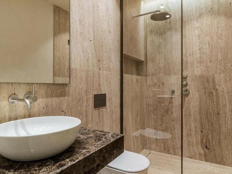 4 soveværelse Lejlighed til leje i Marbella med swimmingpool garage - € 25.000 (Ref: 8331105)