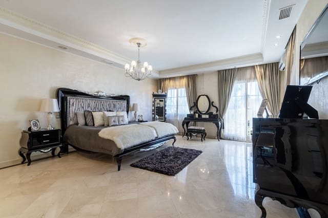 7 camera da letto Villa in vendita in Puerto Banus, Marbella con piscina garage - 2.700.000 € (Rif: 8337459)