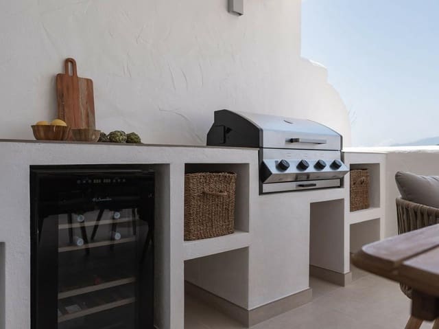 3 soverom Penthouse til salgs i Nueva Andalucía Centro, Marbella med svømmebasseng garasje - € 830 000 (Ref: 8337460)
