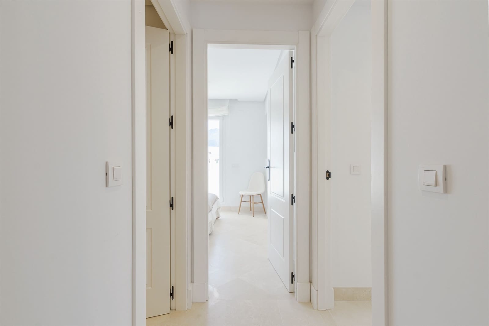 Apartamento de 3 habitaciones en Marbella en venta con piscina garaje - 722.500 € (Ref: 8342593)